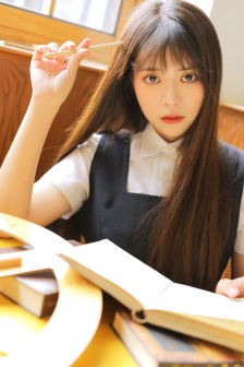 美男脱去校服时全集
